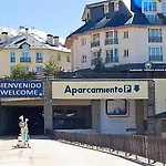 Plaza & Zona Baja Apartment *
