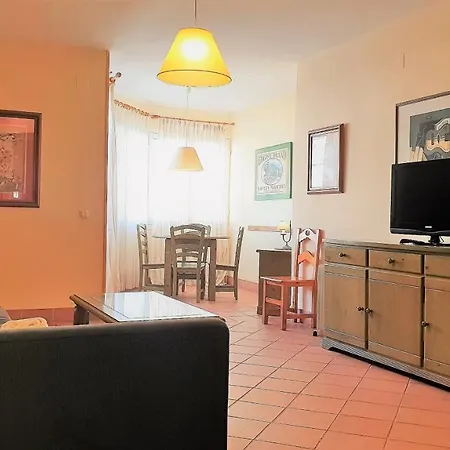 Plaza & Zona Baja Apartment *