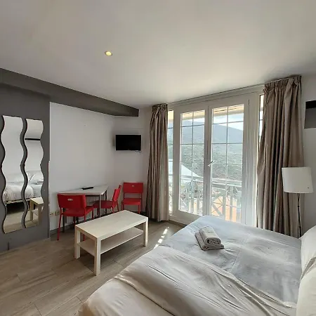 Apartment Plaza & Zona Baja Sierra Nevada