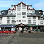 Plaza & Zona Baja